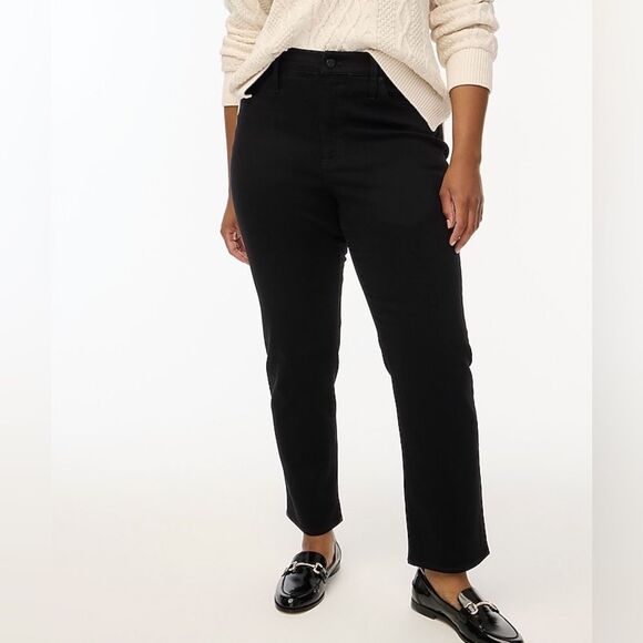 J. Crew Denim - NWT j crew bt022 Essential straight jean in all-day stretch plus size 35